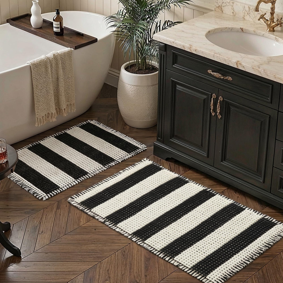 MatEssenz Waffle Bath Mat, 20x32, Black White