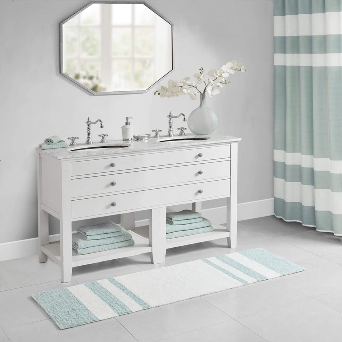 Madison Park Reversible Spa Rug 100%-Cotton Striped Ultra Soft Water Fast Bath Non-Slip Absorbent Quick Dry Mats for Tub, Shower Room, and Bathroom, 20x30, Taupe (Pack of 1)