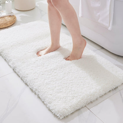 ILANGO Bathroom Rugs 32" × 20", Extra Soft Absorbent Microfiber Bath Rugs