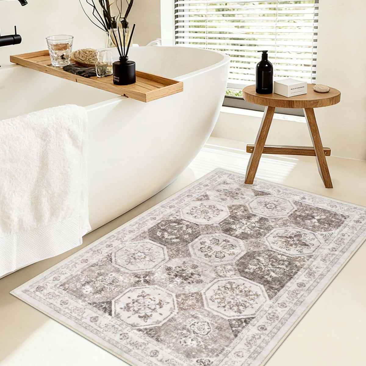 Yinhua Boho Bathroom Runner Rug Non Silp, Vintage Long Bath Mat Washable