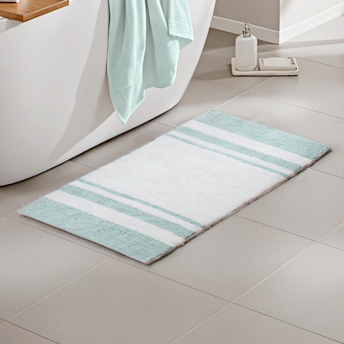 Madison Park Reversible Spa Rug 100%-Cotton Striped Ultra Soft Water Fast Bath Non-Slip Absorbent Quick Dry Mats for Tub, Shower Room, and Bathroom, 20x30, Taupe (Pack of 1)