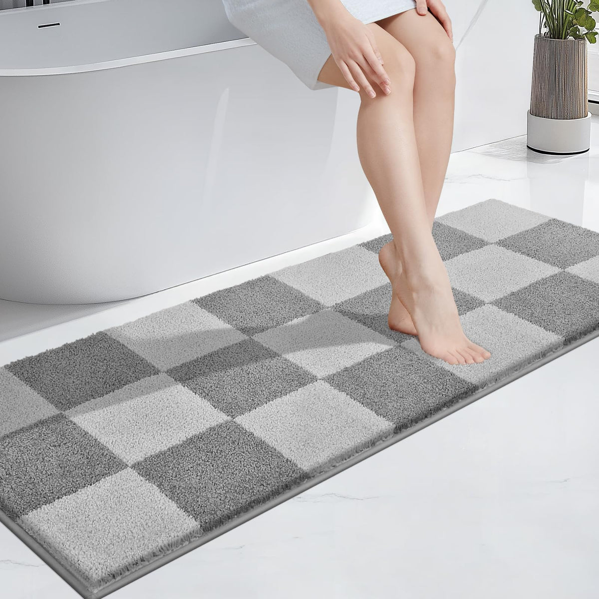 PURRUGS Bathroom Rug Non-Slip Machine Washable 24" x 36", Super Absorbent and Quick-Dry Bath Mat, Extra Soft and Plush Bath Rug for Shower, Bathtub and Sink, Grayish Brown & Coffee