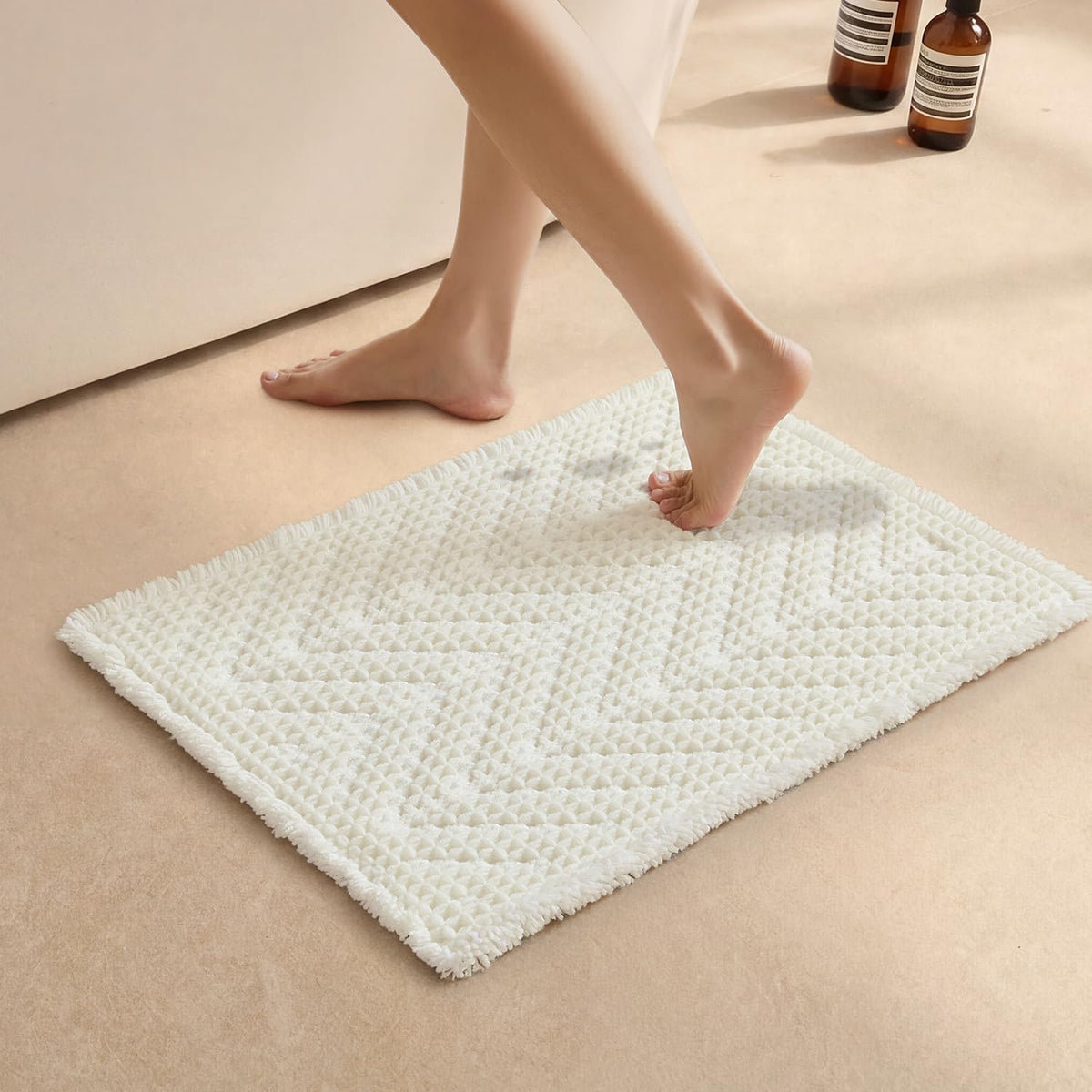 Sunfly Boho Bathroom Rug, Herringbone Waffle Bath Mat Non-Slip Washable Super Absorbent Quick Dry, Farmhouse Bath Mat for Bathroom Floor Decor 20"*30" Khaki