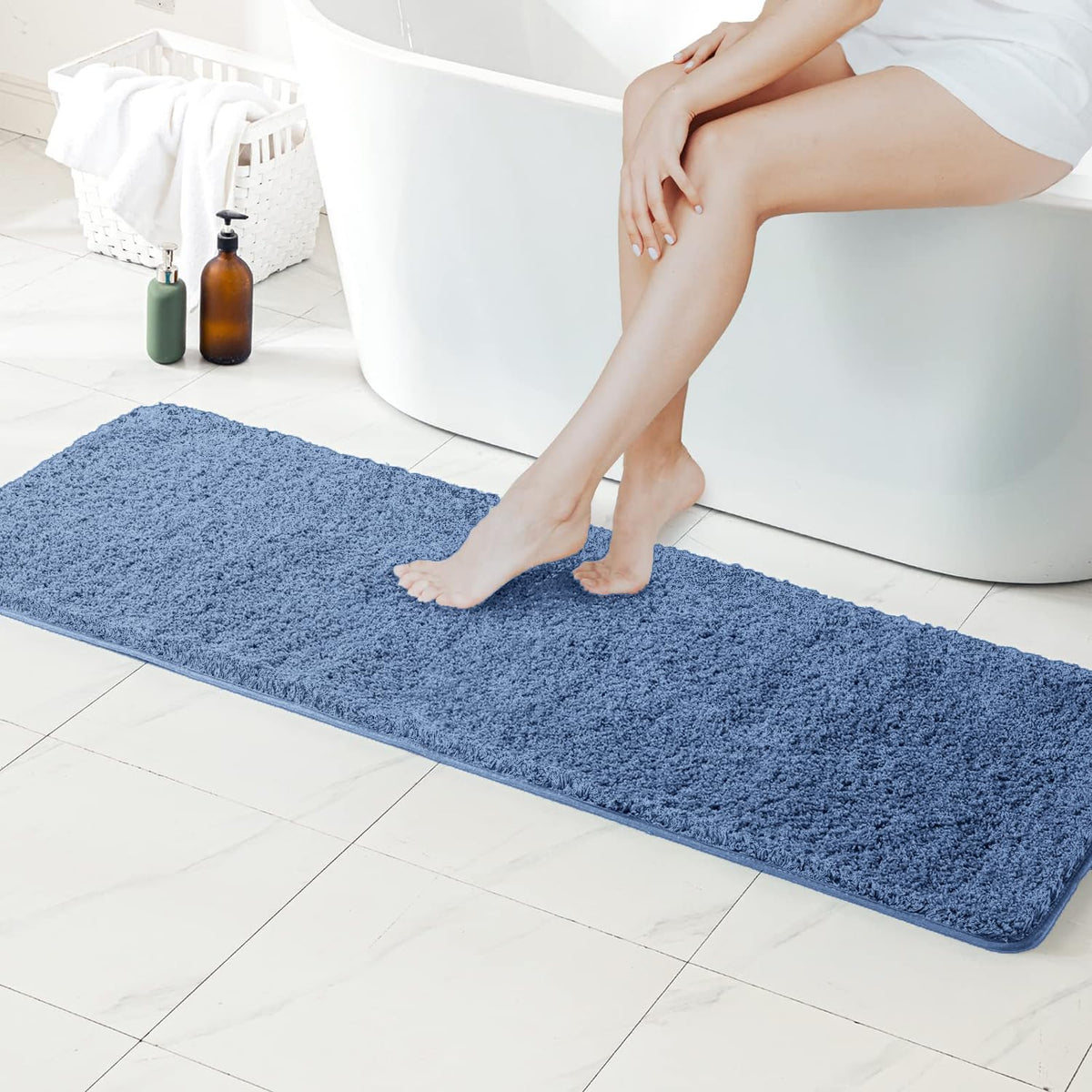 MIULEE Dark Purple Bathroom Rugs Soft Small Microfiber Bath Mat 16x24 Inch
