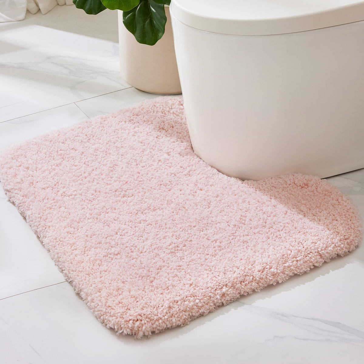 ILANGO Bathroom Rugs 32" × 20", Extra Soft Absorbent Microfiber Bath Rugs