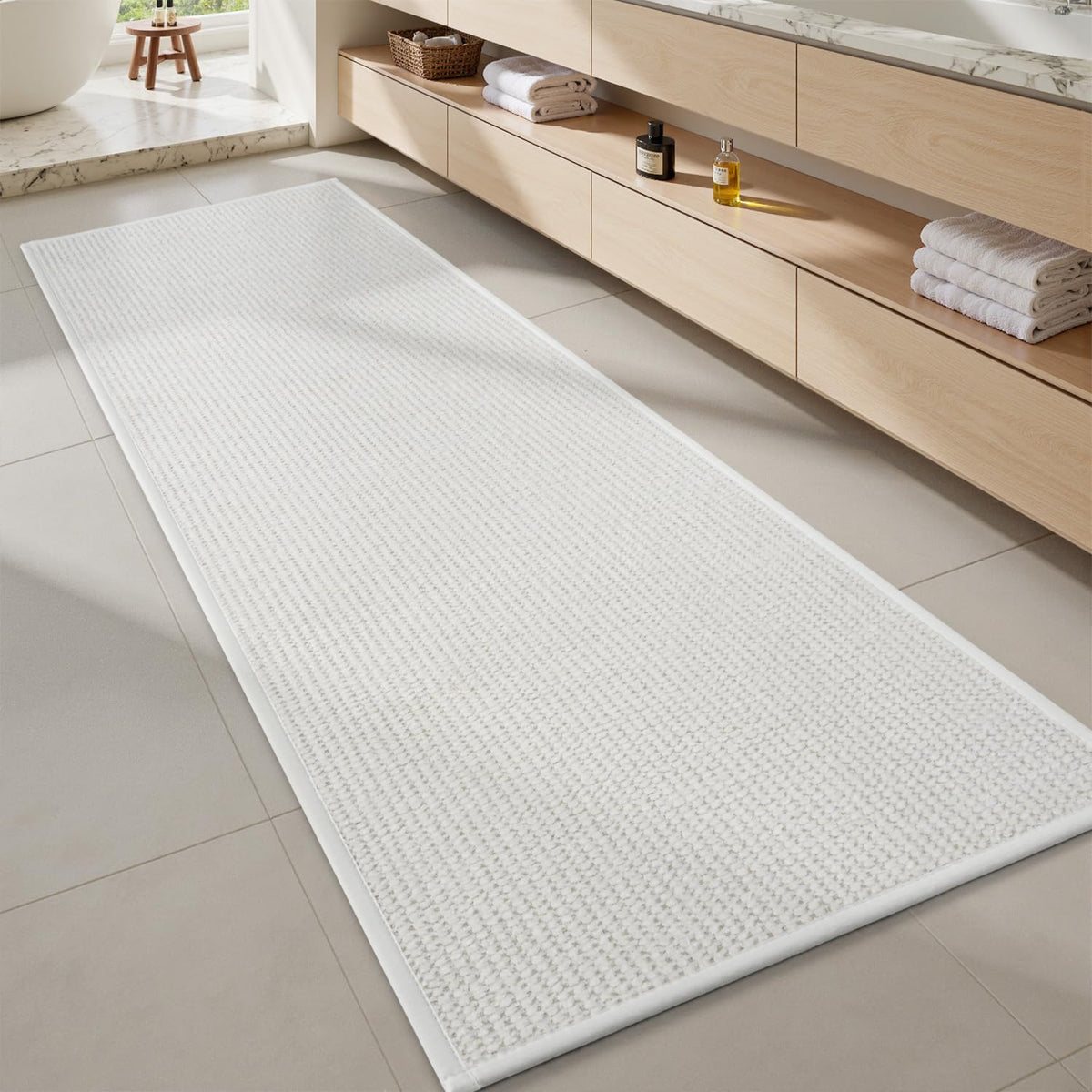 MontVoo Bath Mat,Chenille Absorbent Bathroom Mat Quick Dry Rubber Backed Bathroom Rugs Non Slip Washable Bath Mats,Ultra Thin Bathroom Rugs Fit Under Door,17"x24",White