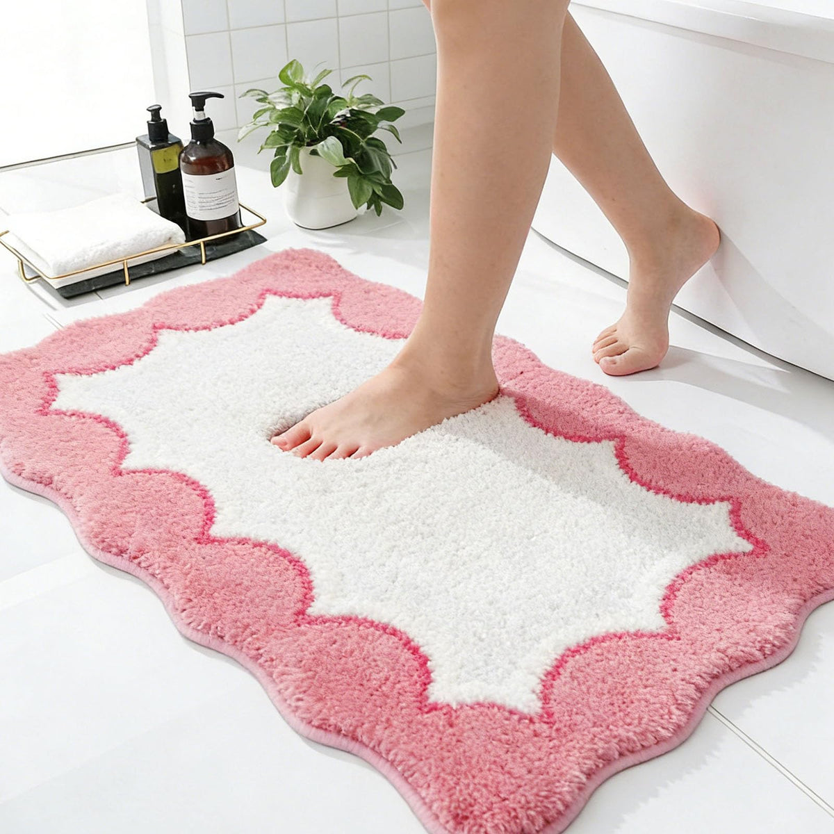 Cute Scalloped Rose Pink Bathroom Rugs Mat,Non Slip Absorbent Quick Dry Bath Mats for Shower Room,Microfiber Bath Mats for Bathroom Floor Washable Carpet for Shower Tub Sink Bedroom,20"x32"