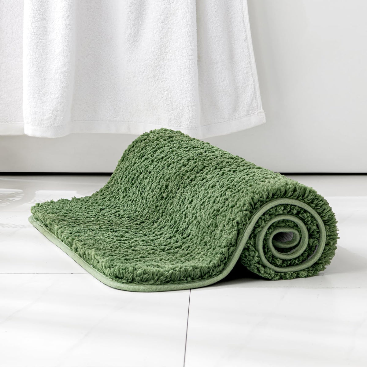 MIULEE Dark Purple Bathroom Rugs Soft Small Microfiber Bath Mat 16x24 Inch