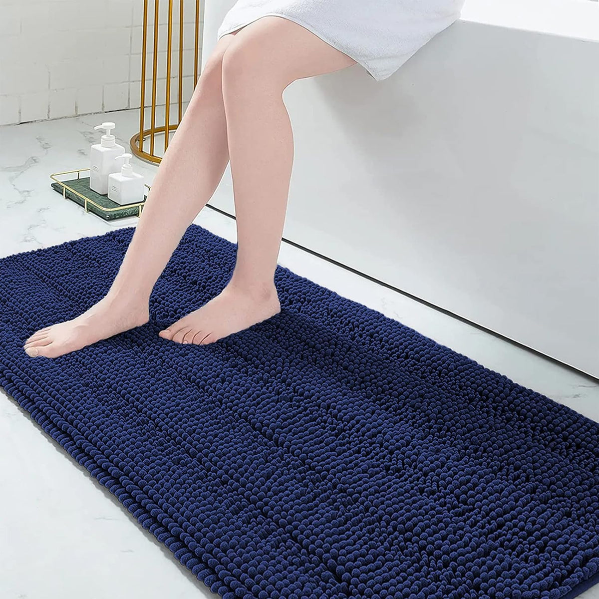 Grandaily Chenille Striped Bathroom Rugs 36x24, Extra Thick and Absorbent Bath Mats, Non-Slip Soft Plush Shaggy Shower Carpet, Machine Wash Dry, Bath Rug for Bathroom, (Large, Light Grey)