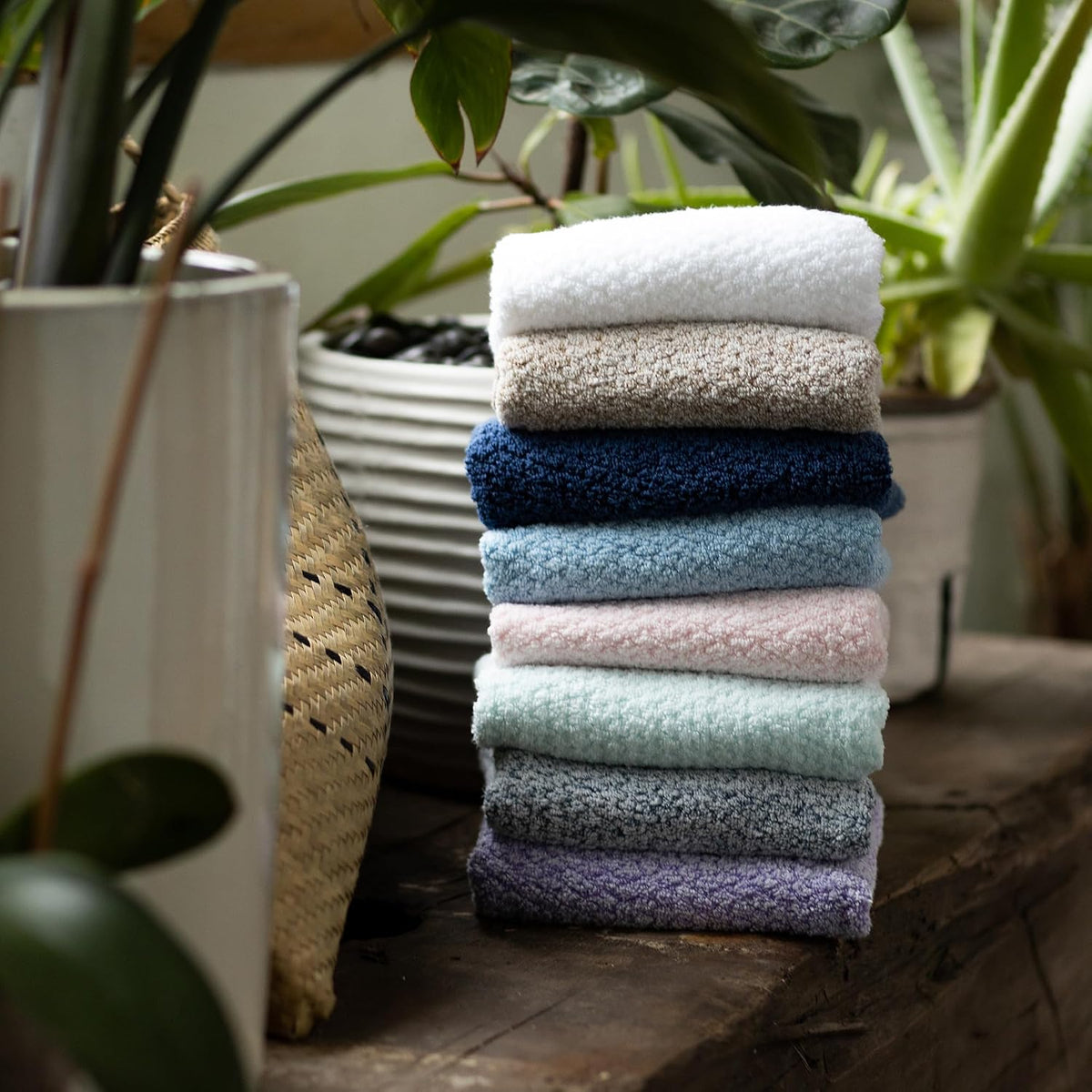 Everplush Diamond Jacquard 6 Pieces Bath Towel Set, Luxury Super Soft Oversized Towels, Highly Absorbent Diamond Jacquard Quick Dry Bath Towel for Bathroom Navy Blue Towel Set