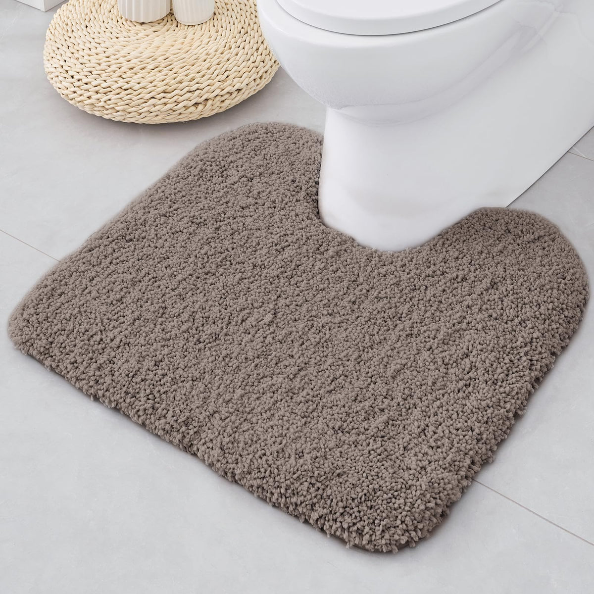 ILANGO Bathroom Rugs 32" × 20", Extra Soft Absorbent Microfiber Bath Rugs