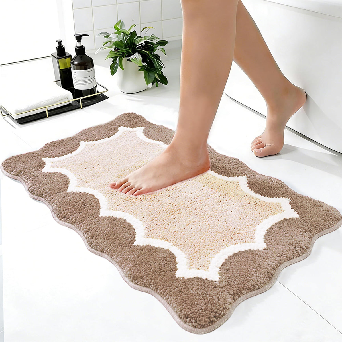 Cute Scalloped Rose Pink Bathroom Rugs Mat,Non Slip Absorbent Quick Dry Bath Mats for Shower Room,Microfiber Bath Mats for Bathroom Floor Washable Carpet for Shower Tub Sink Bedroom,20"x32"