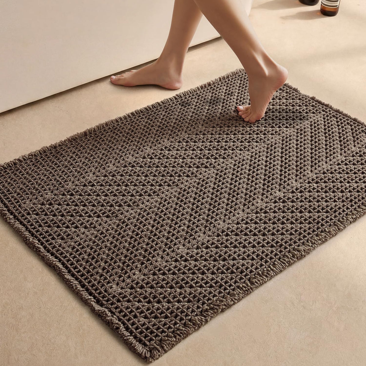 Sunfly Boho Bathroom Rug, Herringbone Waffle Bath Mat Non-Slip Washable Super Absorbent Quick Dry, Farmhouse Bath Mat for Bathroom Floor Decor 20"*30" Khaki