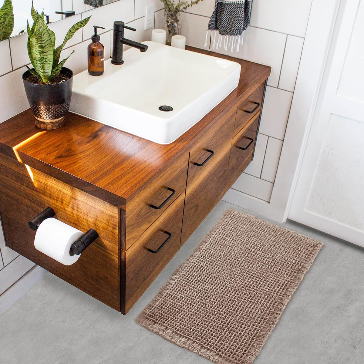 ZALL Tan Waffle Bath Mat,Super Absorbent Non Slip Bathroom Rug,Brown 18x30inch,Machine Washable Ultra Soft Floor Mats