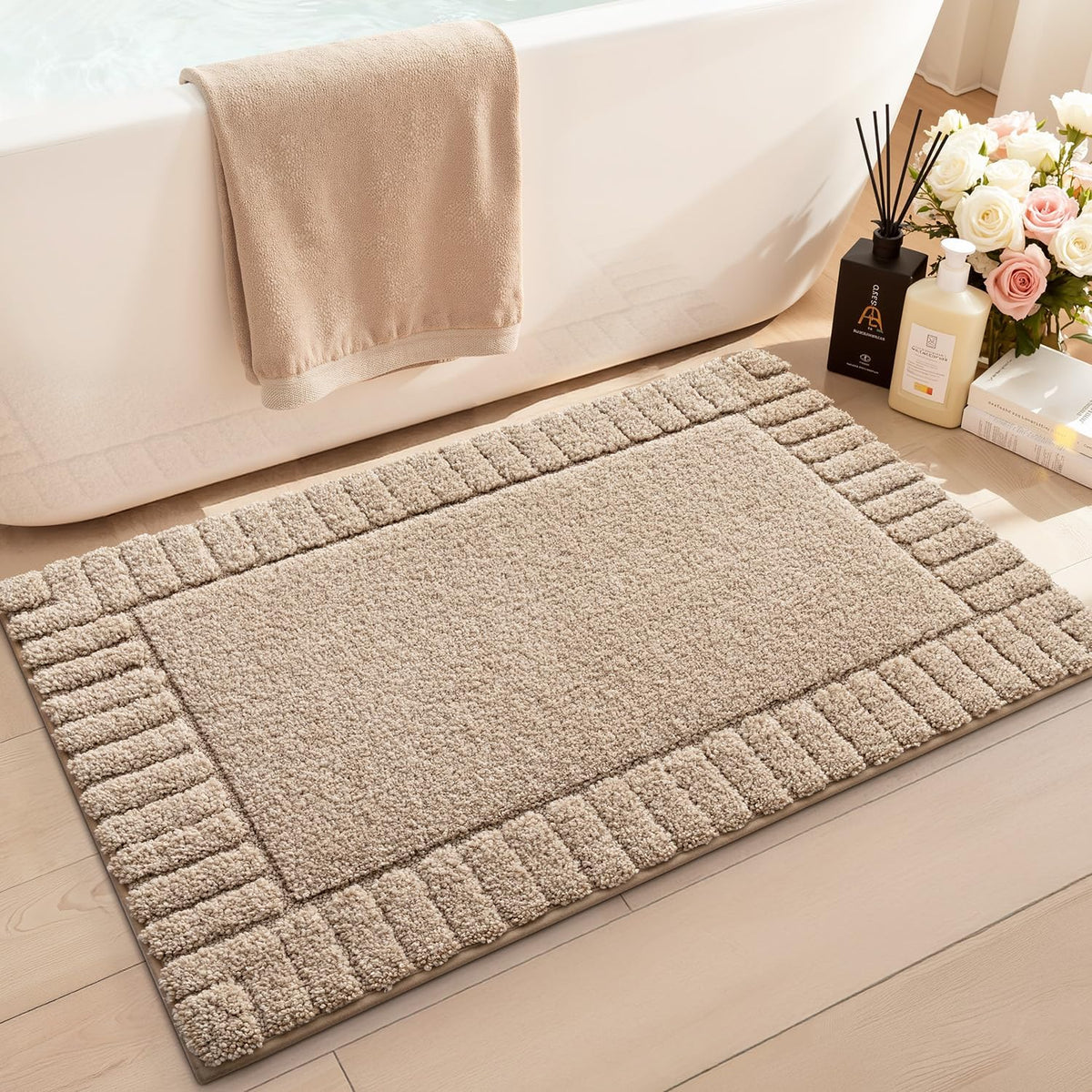 LUMI Soft Bathroom Rugs Absorbent, Non Slip Bath Mat 24x36, Beige