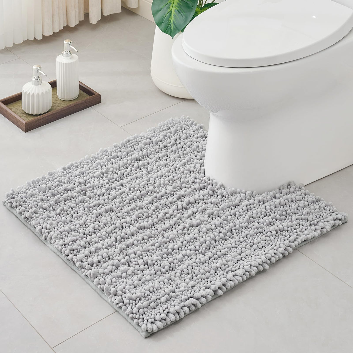 ILANGO Bathroom Rugs Light Grey 44x24, Soft Absorbent Chenille Bath Rugs