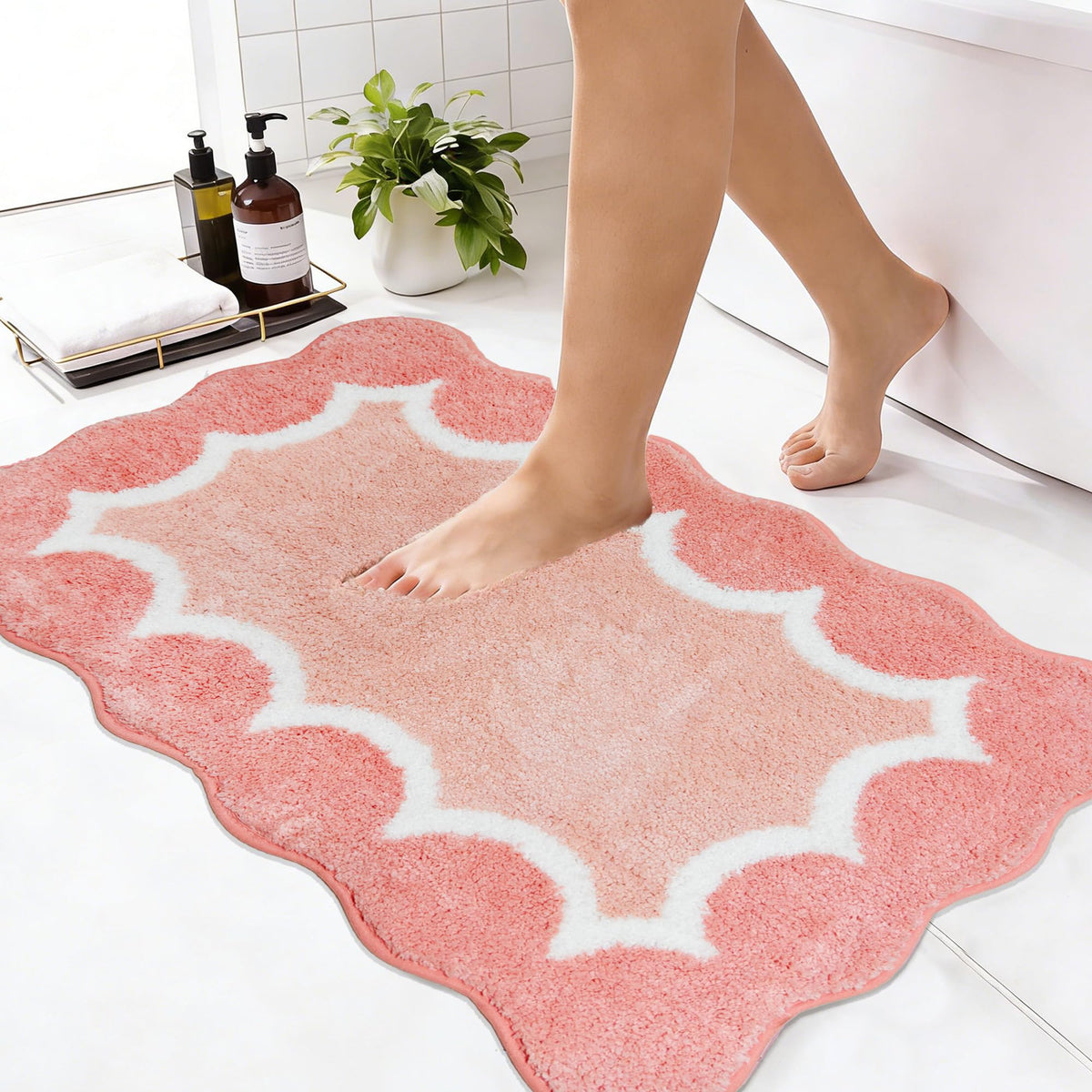 Cute Scalloped Rose Pink Bathroom Rugs Mat,Non Slip Absorbent Quick Dry Bath Mats for Shower Room,Microfiber Bath Mats for Bathroom Floor Washable Carpet for Shower Tub Sink Bedroom,20"x32"