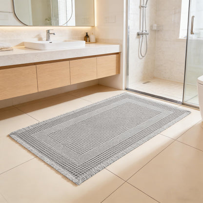 Waffle Bath Mat Non Slip, Boho Bathroom Rug, White/Taupe, 16"x24"