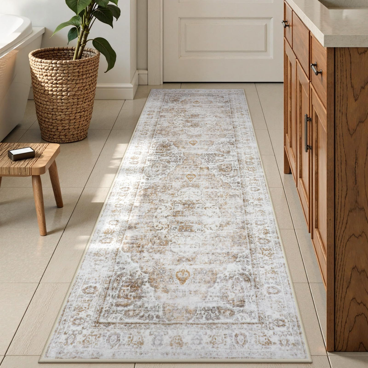 Uphome Boho Small Bath Mat, Distressed Farmhouse Light Khaki Bath Rugs, Comfy Velvet Bathroom Rugs Non Slip Washable, Vintage Oriental Toilet Rug for Sink Shower Vanity, 18x26 inch