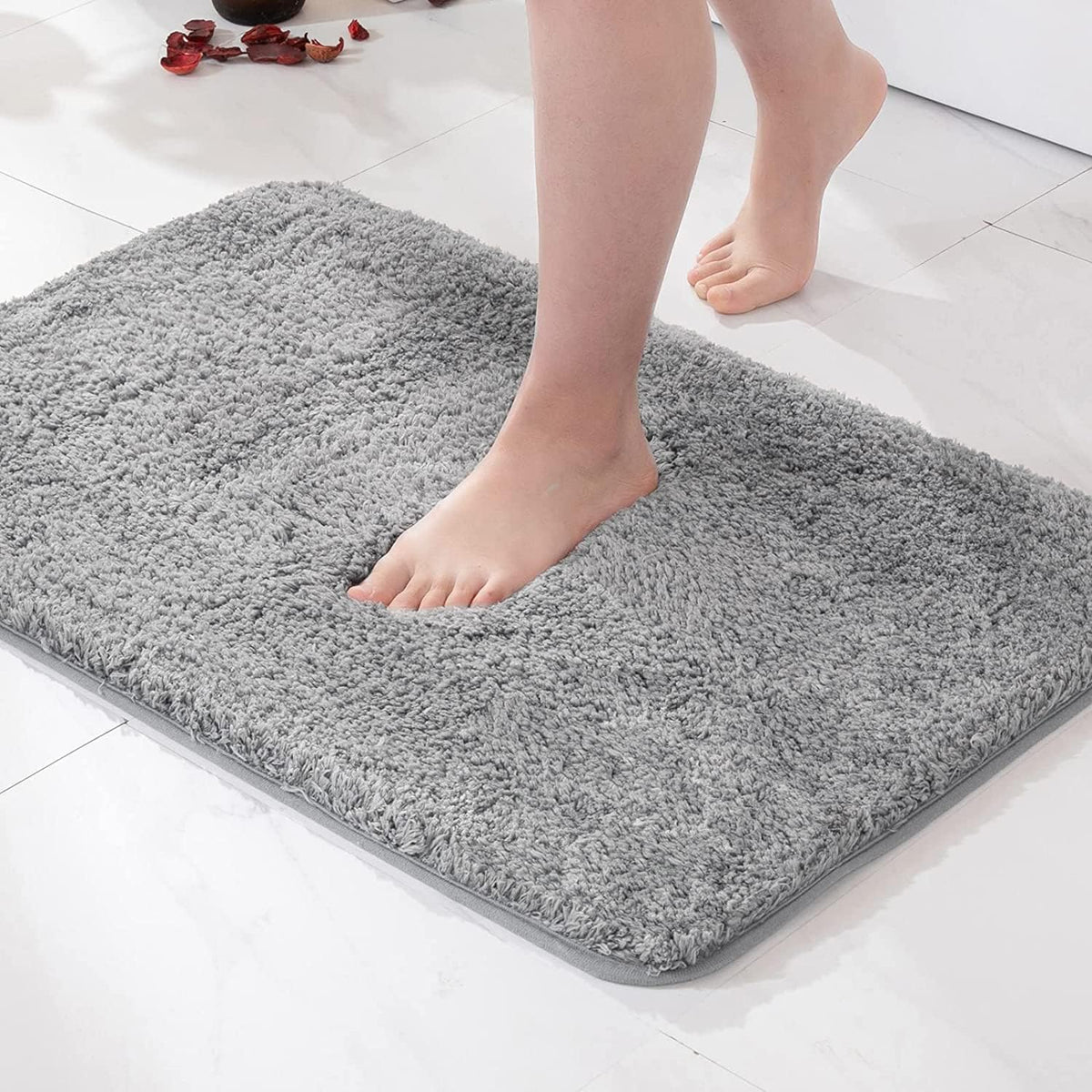 MIULEE Dark Purple Bathroom Rugs Soft Small Microfiber Bath Mat 16x24 Inch