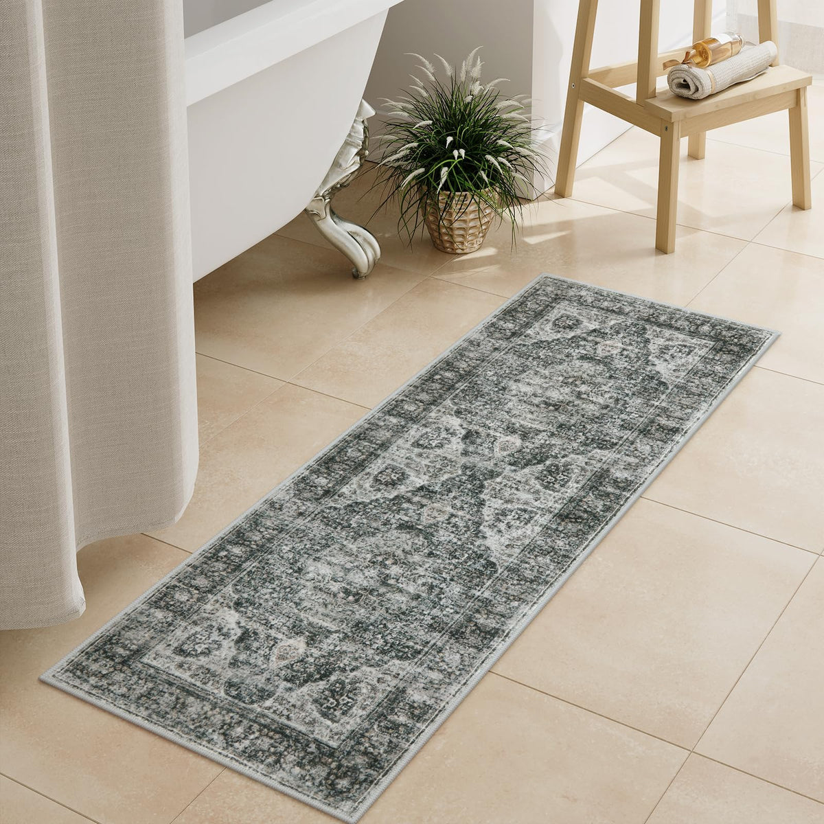 Uphome Boho Small Bath Mat, Distressed Farmhouse Light Khaki Bath Rugs, Comfy Velvet Bathroom Rugs Non Slip Washable, Vintage Oriental Toilet Rug for Sink Shower Vanity, 18x26 inch