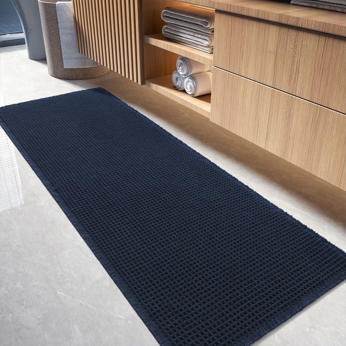 tchdio Waffle Bath Mat-Runner Rug, Super Absorbent Non Slip Bath Mats for Bathroom Machine Washable Long Rugs with Tassels, Bath Rugs for Bathroom Floor Beside Tub, 2' x 6'