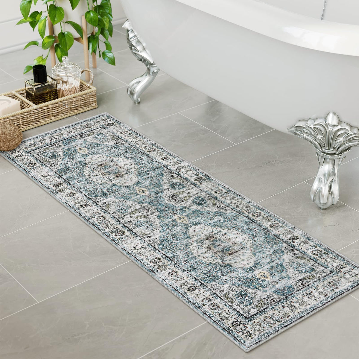 Uphome Boho Small Bath Mat, Distressed Farmhouse Light Khaki Bath Rugs, Comfy Velvet Bathroom Rugs Non Slip Washable, Vintage Oriental Toilet Rug for Sink Shower Vanity, 18x26 inch