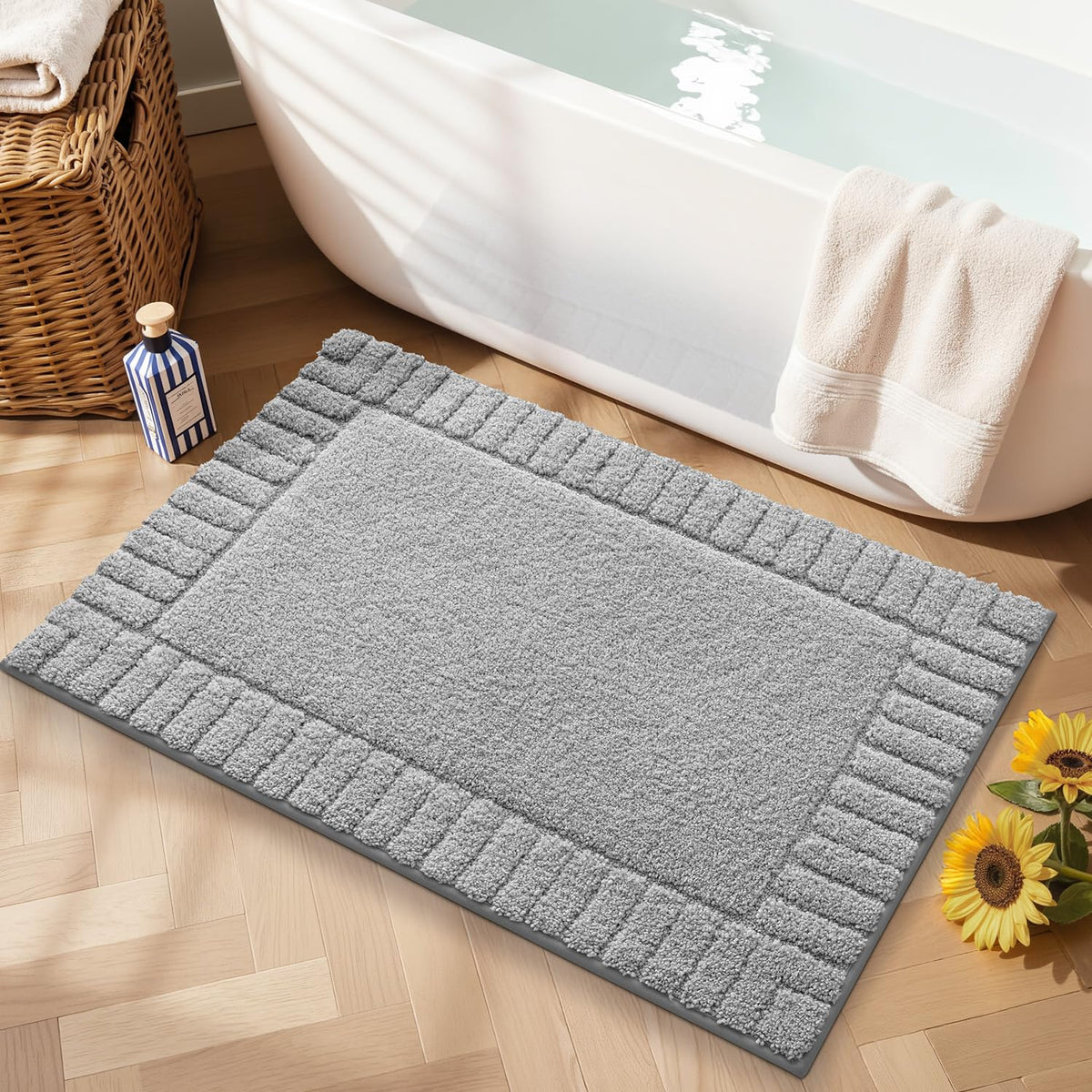 LUMI Soft Bathroom Rugs Absorbent, Non Slip Bath Mat 24x36, Beige