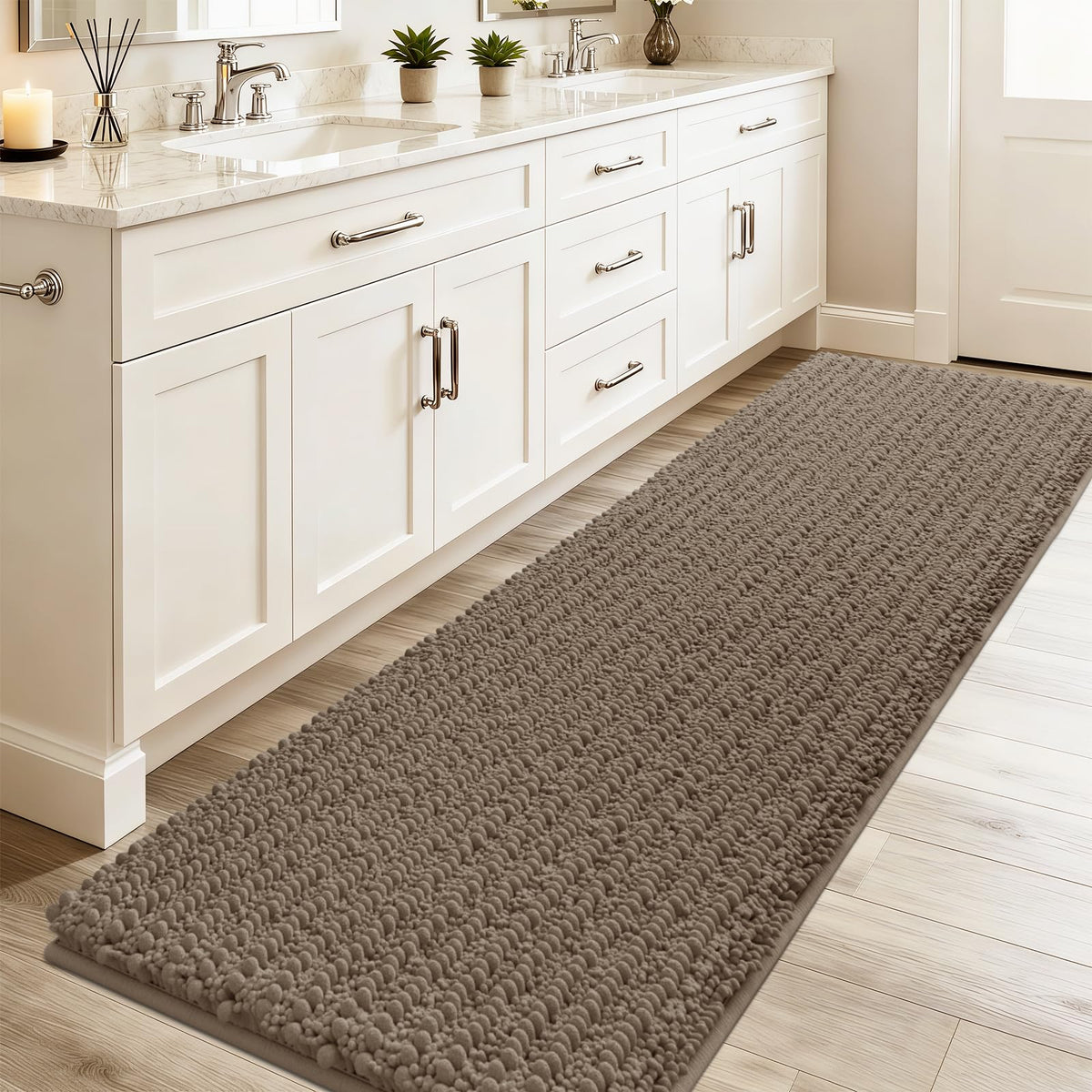 ACCUMTEK Upgrade Extra Large Black Bathroom Rug Set 3 Pieces Ultra Soft, Thick Absorbent Bath Mats, Non Slip Chenille Toilet Mat for Bathroom, Bedroom, Kitchen