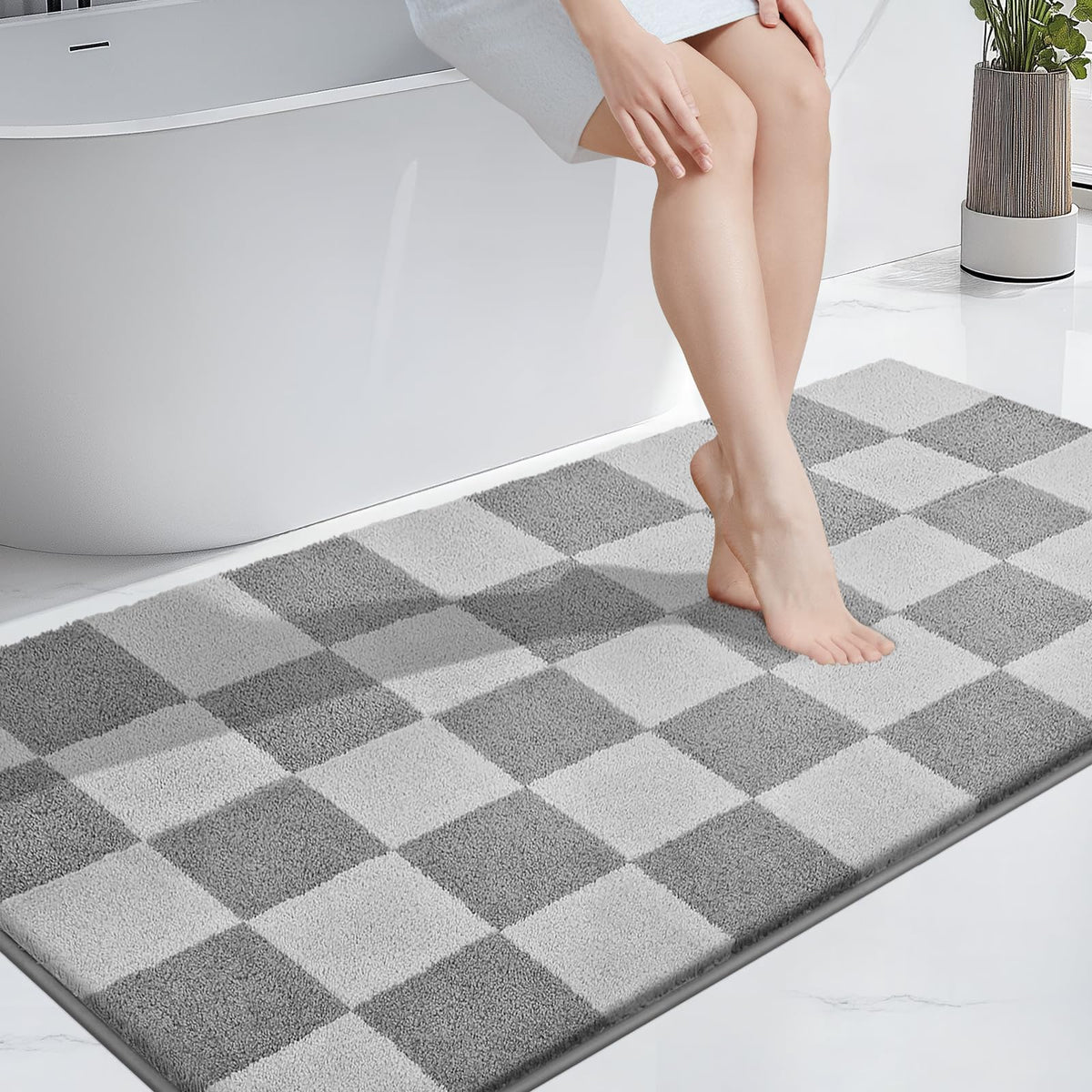 PURRUGS Bathroom Rug Non-Slip Machine Washable 24" x 36", Super Absorbent and Quick-Dry Bath Mat, Extra Soft and Plush Bath Rug for Shower, Bathtub and Sink, Grayish Brown & Coffee
