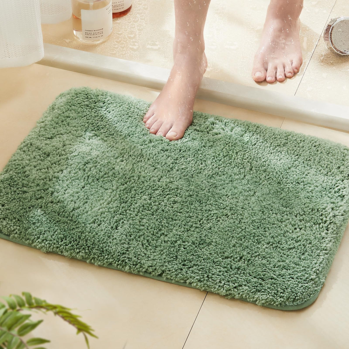 TECHMILLY Shaggy Bathroom Rugs Thick Non Slip Microfiber Mat Green 17"x24"