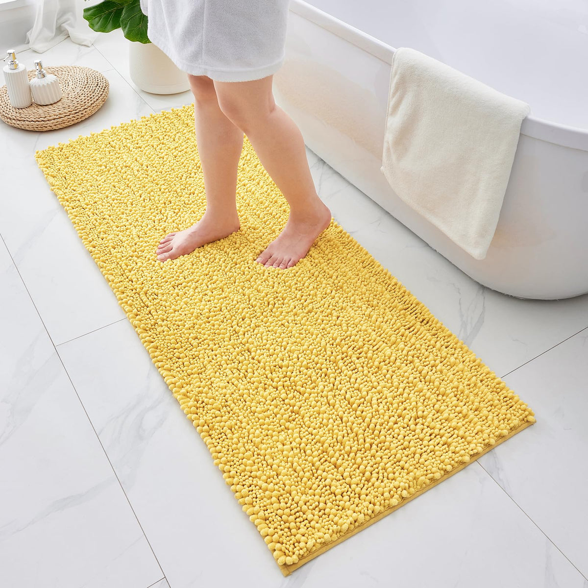 ILANGO Bathroom Rugs Light Grey 44x24, Soft Absorbent Chenille Bath Rugs