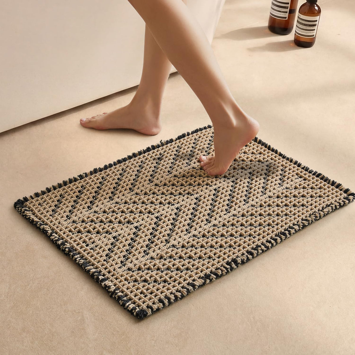 Sunfly Boho Bathroom Rug, Herringbone Waffle Bath Mat Non-Slip Washable Super Absorbent Quick Dry, Farmhouse Bath Mat for Bathroom Floor Decor 20"*30" Khaki
