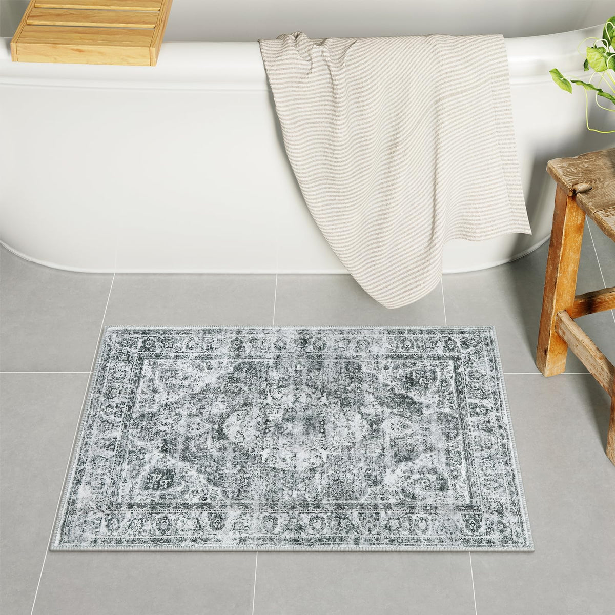 Uphome Boho Small Bath Mat, Distressed Farmhouse Light Khaki Bath Rugs, Comfy Velvet Bathroom Rugs Non Slip Washable, Vintage Oriental Toilet Rug for Sink Shower Vanity, 18x26 inch