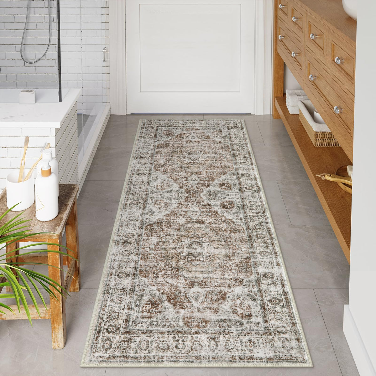 Uphome Boho Small Bath Mat, Distressed Farmhouse Light Khaki Bath Rugs, Comfy Velvet Bathroom Rugs Non Slip Washable, Vintage Oriental Toilet Rug for Sink Shower Vanity, 18x26 inch