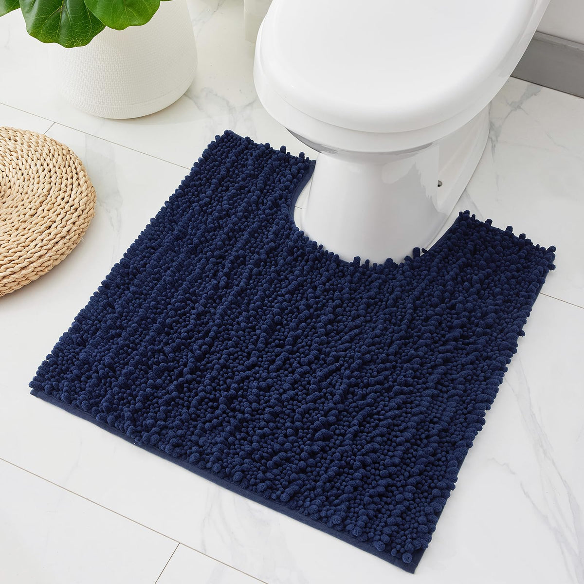 ILANGO Bathroom Rugs Light Grey 44x24, Soft Absorbent Chenille Bath Rugs