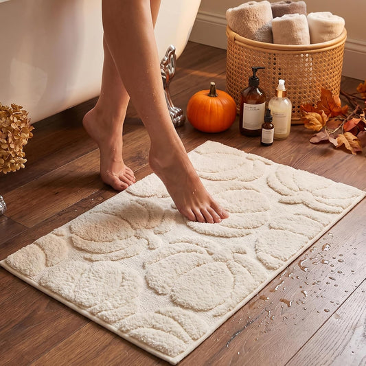 Luxury Fall Autumn Beige Cream Pumpkin Bathroom Mat, 17"x25" Extra Soft and Absorbent Microfiber Bath Rug, Non-Slip TPR Back, Plush Shaggy Bath Carpet for Floor