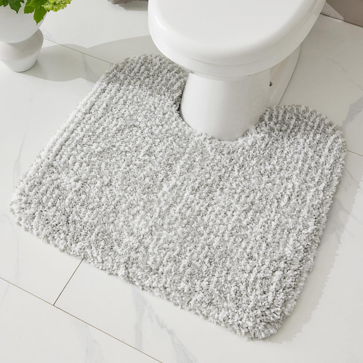 ILANGO Bathroom Rugs 32" × 20", Extra Soft Absorbent Microfiber Bath Rugs