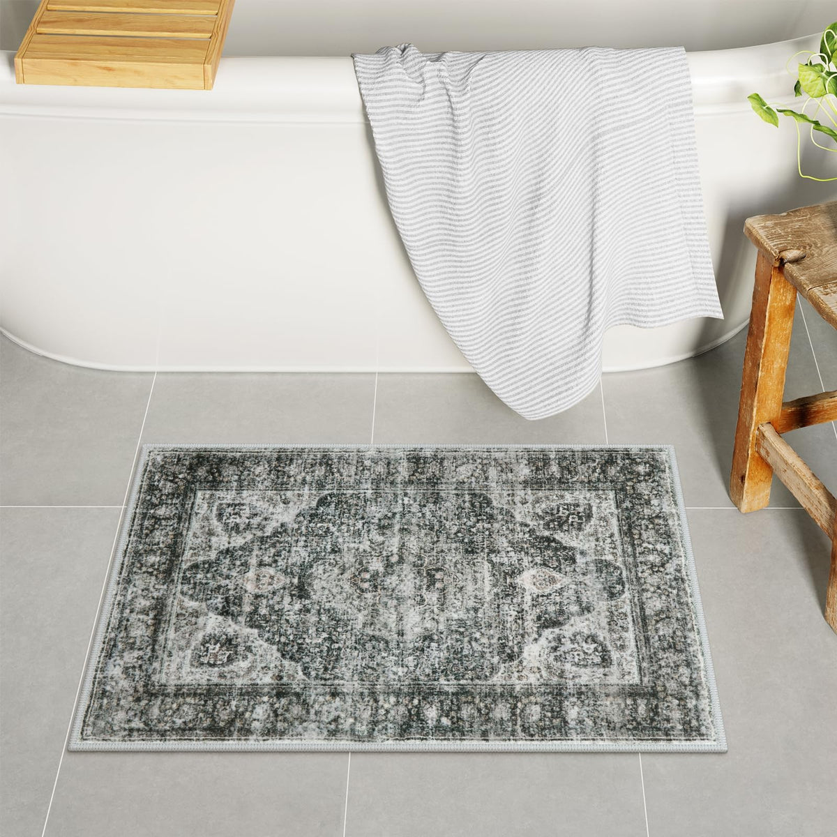 Uphome Boho Small Bath Mat, Distressed Farmhouse Light Khaki Bath Rugs, Comfy Velvet Bathroom Rugs Non Slip Washable, Vintage Oriental Toilet Rug for Sink Shower Vanity, 18x26 inch