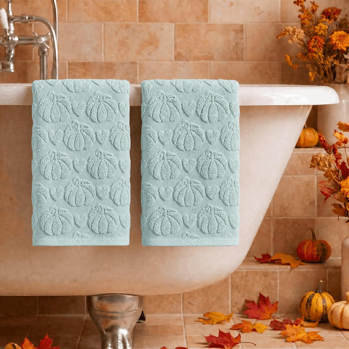 Artoid Mode 2 Pcs Blue 3D Heart Pumpkin Jacquard Hand Towels for Bathroom