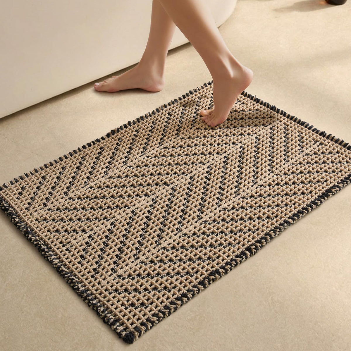 Sunfly Boho Bathroom Rug, Herringbone Waffle Bath Mat Non-Slip Washable Super Absorbent Quick Dry, Farmhouse Bath Mat for Bathroom Floor Decor 20"*30" Khaki