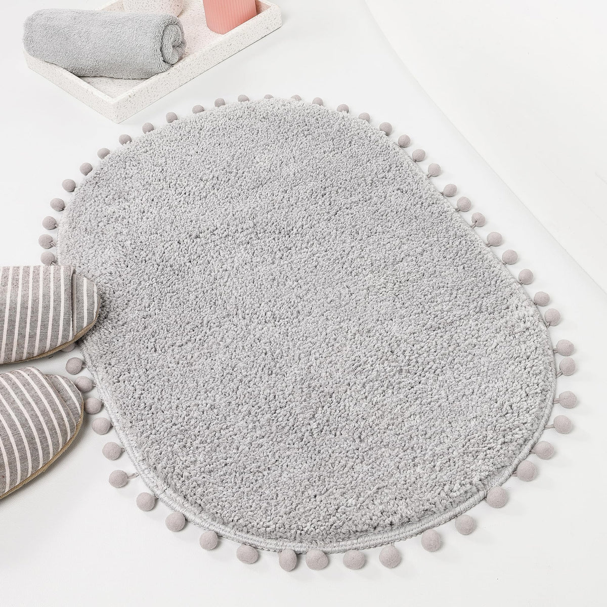 YIRDDEO Oval Rug for Bathroom, Cute Boho Bath Mat with Pom, Olive Green