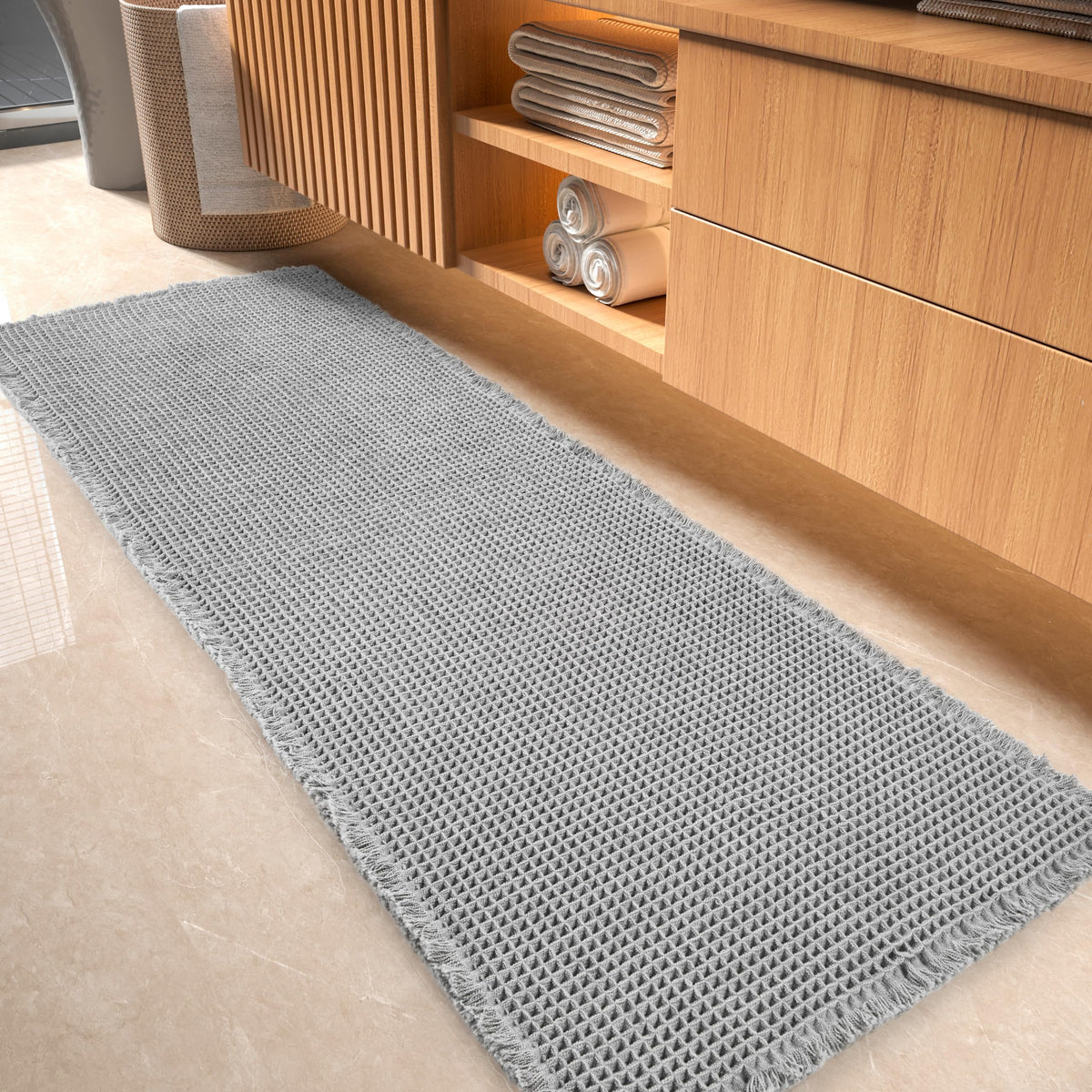 tchdio Waffle Bath Mat-Runner Rug, Super Absorbent Non Slip Bath Mats for Bathroom Machine Washable Long Rugs with Tassels, Bath Rugs for Bathroom Floor Beside Tub, 2' x 6'
