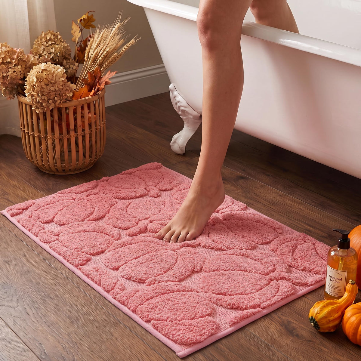 Luxury Fall Autumn Beige Cream Pumpkin Bathroom Mat, 17"x25" Extra Soft and Absorbent Microfiber Bath Rug, Non-Slip TPR Back, Plush Shaggy Bath Carpet for Floor