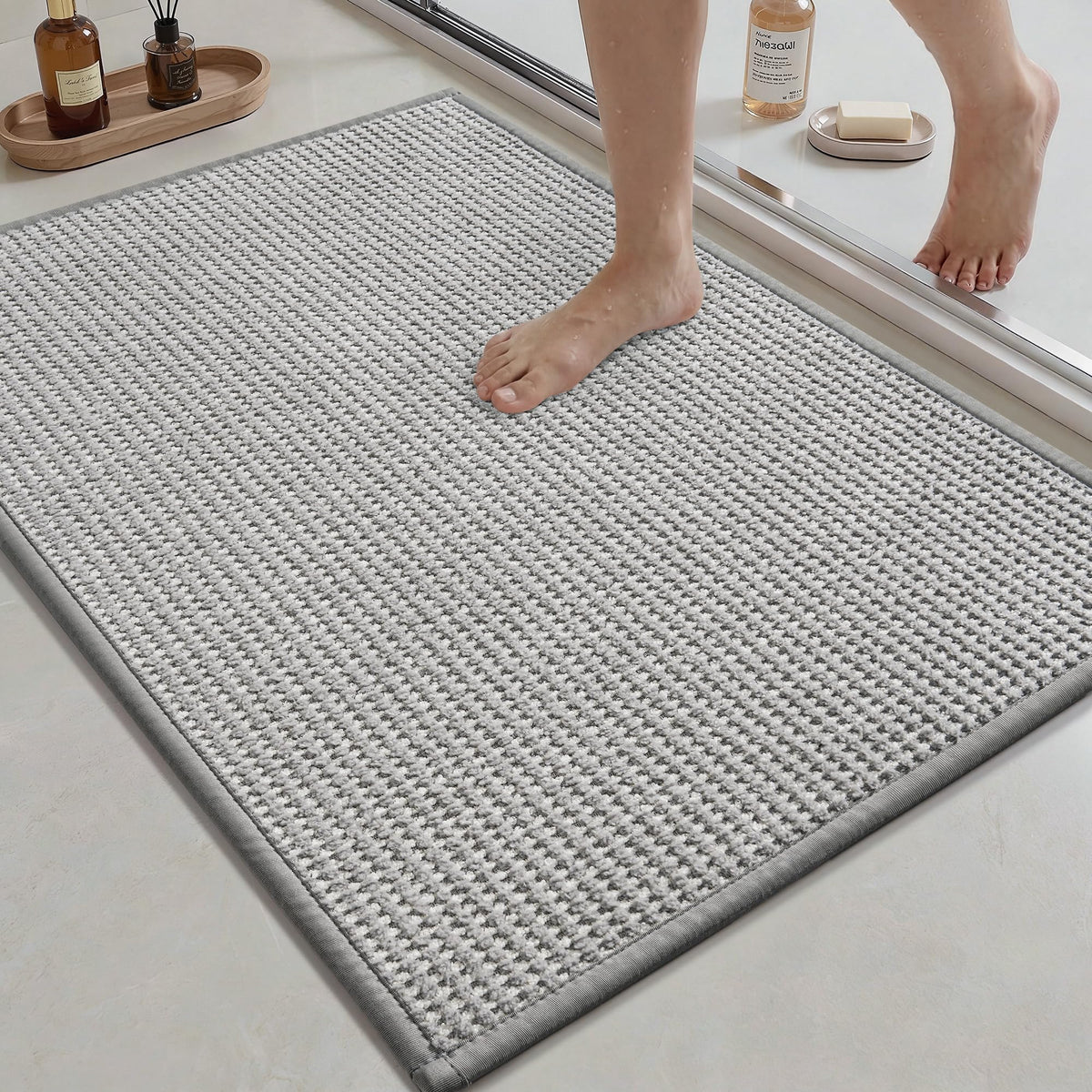 MontVoo Bath Mat,Chenille Absorbent Bathroom Mat Quick Dry Rubber Backed Bathroom Rugs Non Slip Washable Bath Mats,Ultra Thin Bathroom Rugs Fit Under Door,17"x24",White