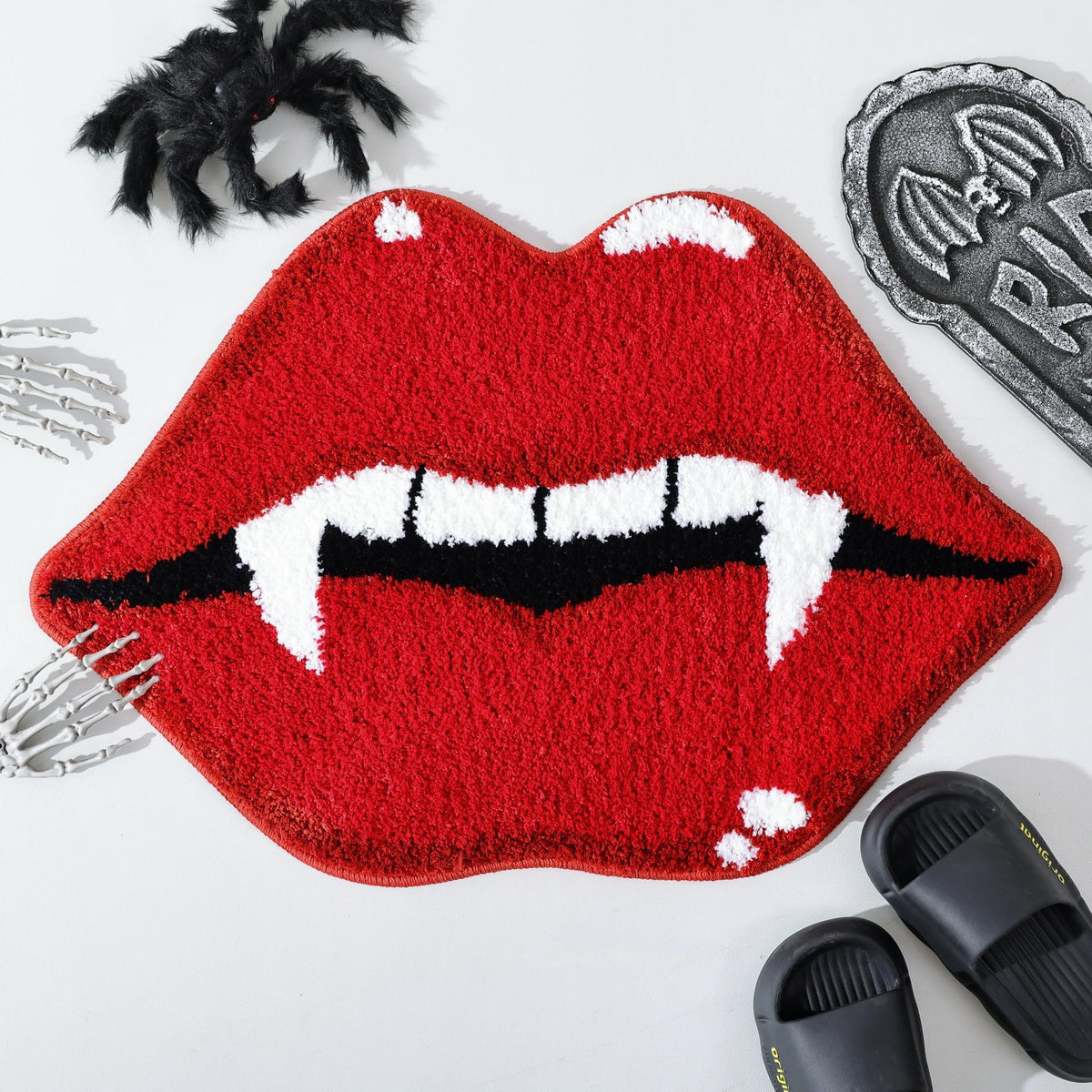 TRUEDAYS Halloween Ghost Bathroom Rug, Cute Tufted Bath Mat, Grey