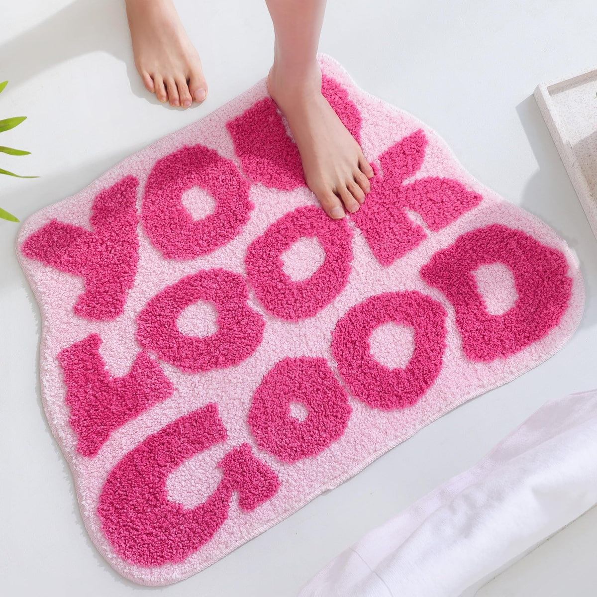 Panstar Lips Shaped Bathroom Rug, Cute Red Bath Mat Non Slip, Absorbent, Plush Shower Rugs For Bathtub