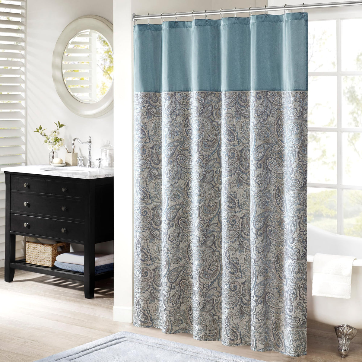 Madison Park Aubrey Shower Curtain for Bathroom, Jacquard, 72 x 72, Navy