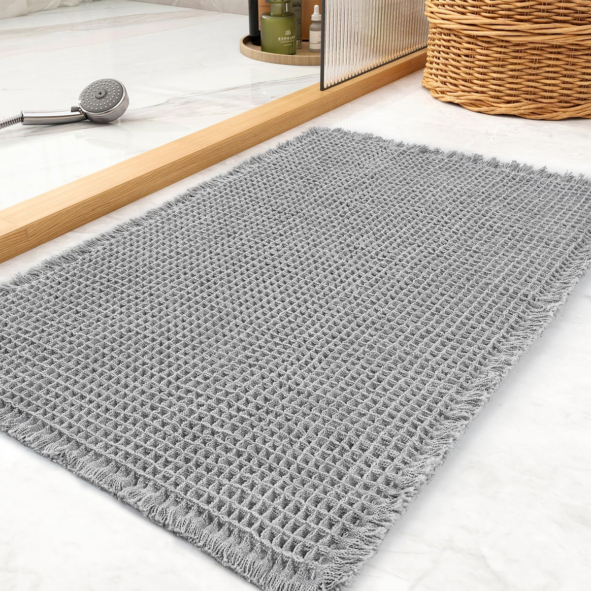 tchdio Waffle Bath Mat-Runner Rug, Super Absorbent Non Slip Bath Mats for Bathroom Machine Washable Long Rugs with Tassels, Bath Rugs for Bathroom Floor Beside Tub, 2' x 6'